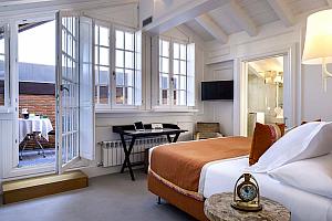 Suite with private terrace